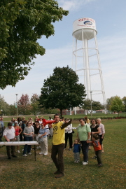 Organizer Alexis Asselin explaining the route